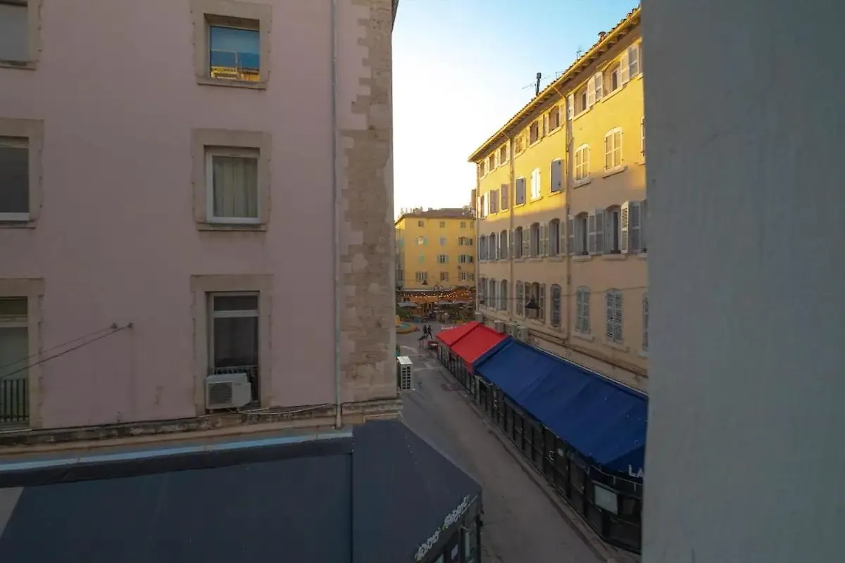 Design Suites Vieux Port Marseille France