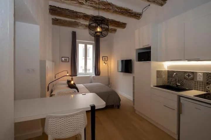 Apartamento Design Suites Vieux Port Marselha