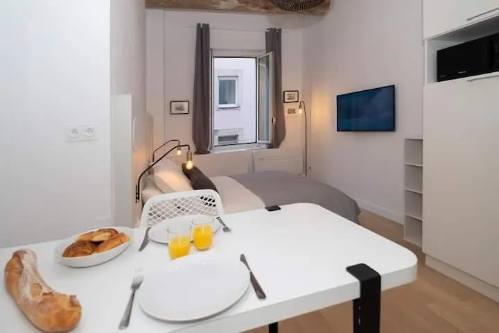 Design Suites Vieux Port Marselha 0*,  França